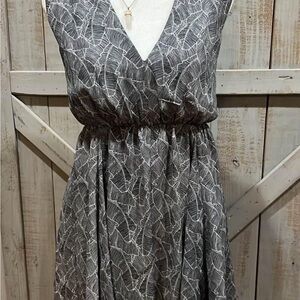 Express Dress Size 2 keyhole back